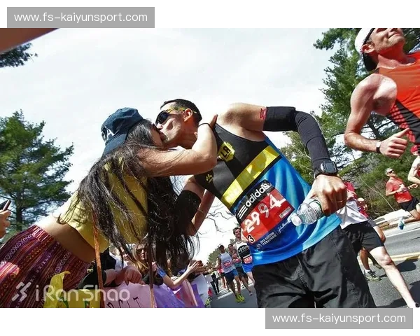 波士顿马拉松球迷盛会:激情与梦想的交汇点 波士顿马拉松球迷盛会:激情与梦想的交汇点